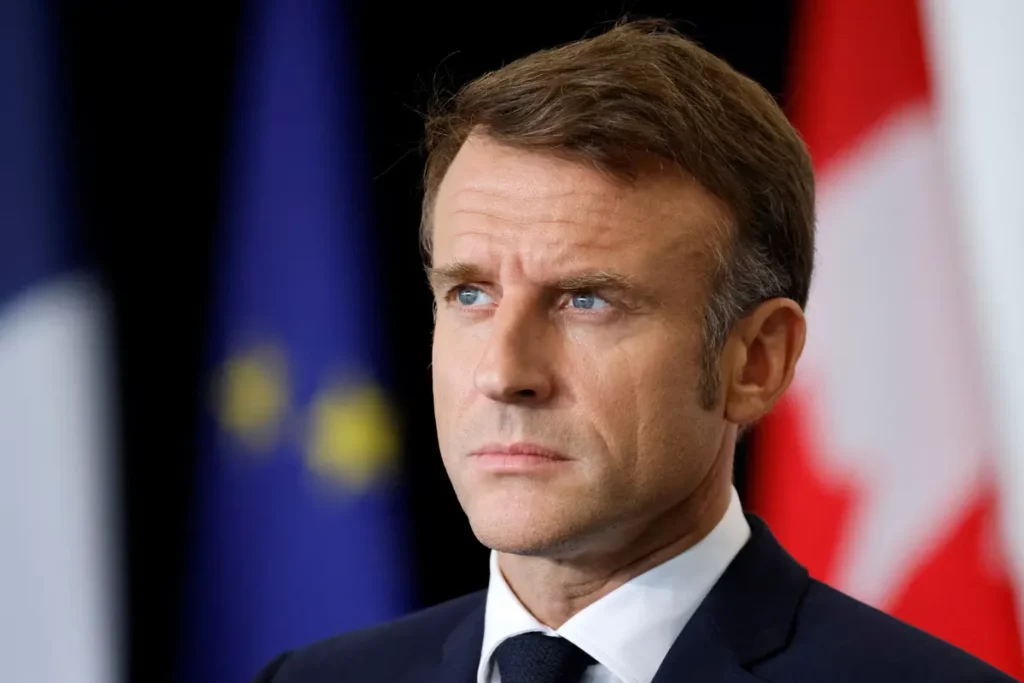 ASSEMBLEE NATIONALE : LA PROCEDURE DE DESTITUTION D’EMMANUEL MACRON REJETEE.